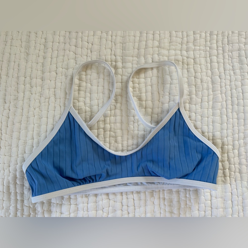 SOLID & STRIPED THE RACHEL BIKINI 🩵🤍 Size S - Picture 6 of 11